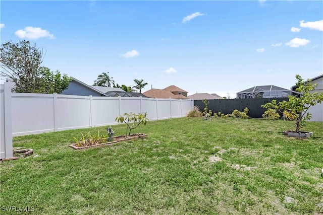 923 SW 4th Pl, Cape Coral, FL 33991 - view of yard