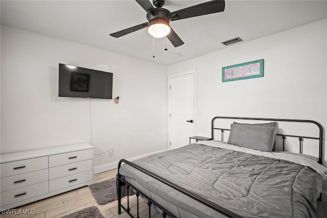 2001 Bahama Ave, Fort Myers, FL 33905 - bedroom featuring light wood-style flooring, baseboards, and a ceiling fan