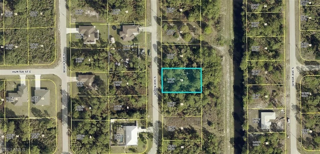 573 Aspen Ave S, Lehigh Acres, FL 33974