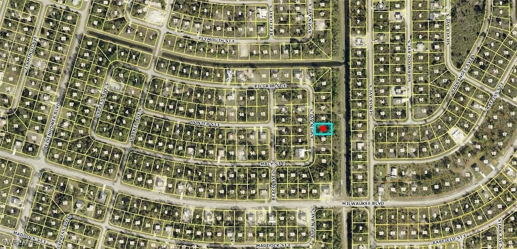 573 Aspen Ave S, Lehigh Acres, FL 33974