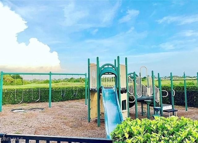 10329 Canal Brook Ln, Lehigh Acres, FL 33936 - view of community playground