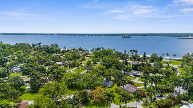 322 New York Dr, Fort Myers, FL 33905 - aerial view of residential area featuring a large body of water