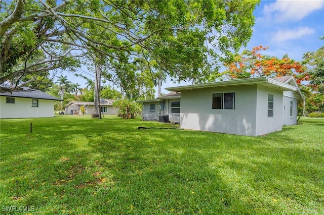 322 New York Dr, Fort Myers, FL 33905 - view of grassy yard