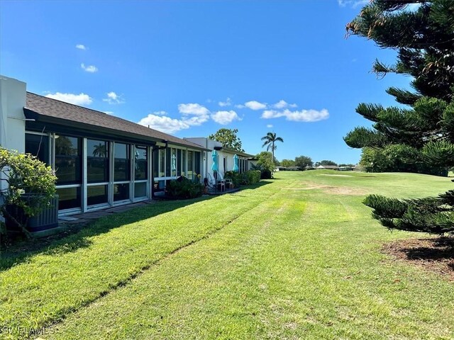 3127 Boca Ciega Dr Unit B6, Naples, FL 34112 - view of green lawn