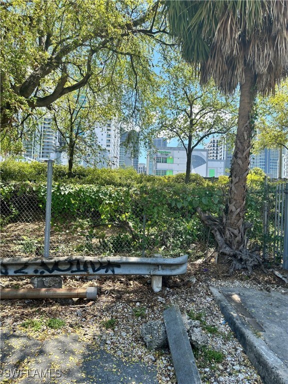 364 SW 11th St, Miami, FL 33130 - photo 12