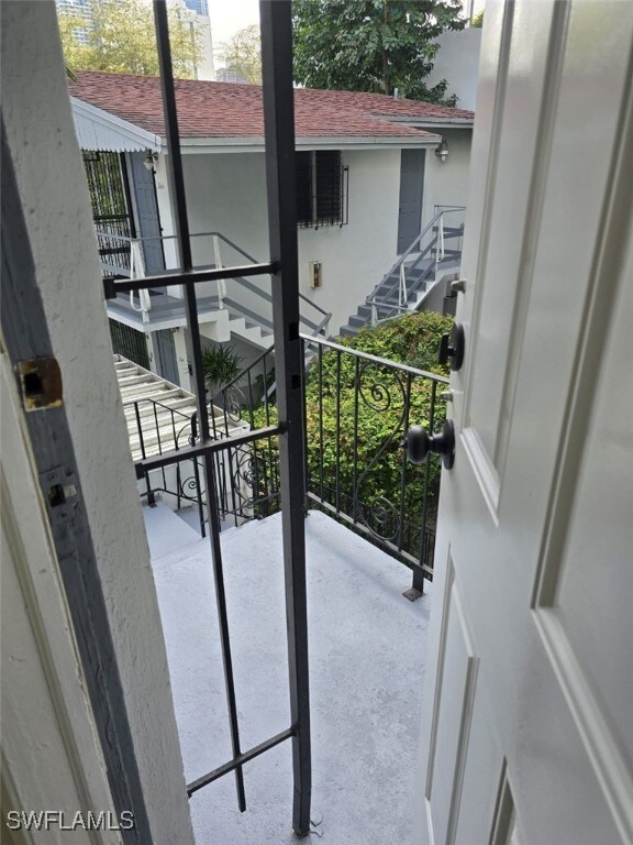 364 SW 11th St, Miami, FL 33130 - photo 22