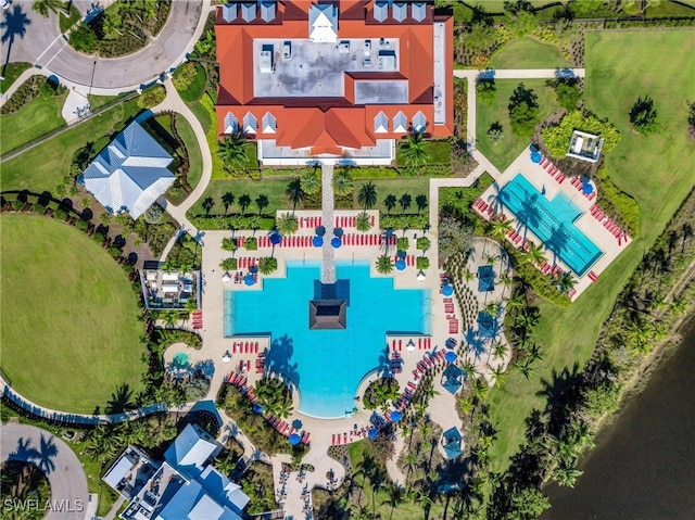 6478 Warwick Ave, Naples, FL 34113 - aerial view of a pool area