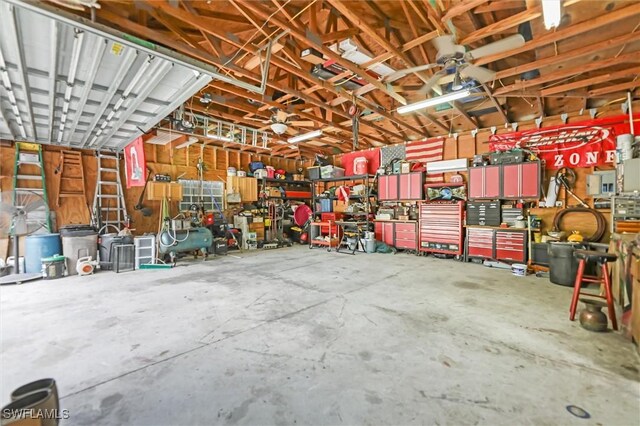 20433 Fern Cir, North Fort Myers, FL 33917 - view of garage