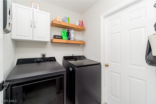 2310 SW 17th St, Cape Coral, FL 33991 - laundry area with independent washer and dryer and cabinet space