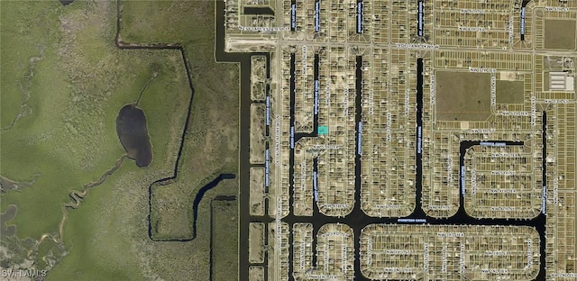 512 NW 38th Pl, Cape Coral, FL 33993