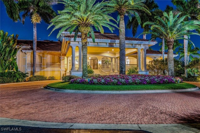 11600 Court Of Palms Unit 201, Fort Myers, FL 33908 - view of property at night