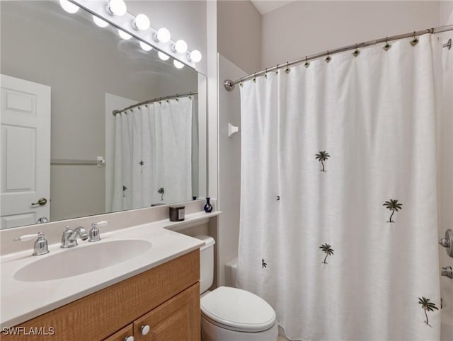 10230 Cobble Hill Rd, Bonita Springs, FL 34135 - full bath featuring vanity, toilet, and a shower with shower curtain