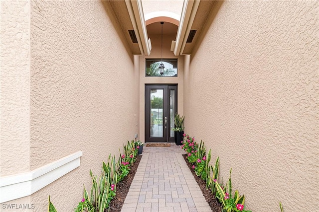 11704 Stonecreek Cir, Fort Myers, FL 33913 - entrance to property featuring stucco siding
