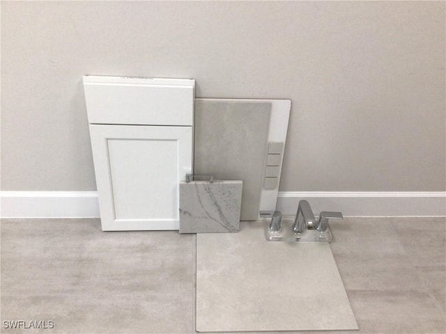 7049 Chapel Creek Ln, North Fort Myers, FL 33917 - bathroom view