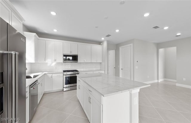 7049 Chapel Creek Ln, North Fort Myers, FL 33917 - photo 10