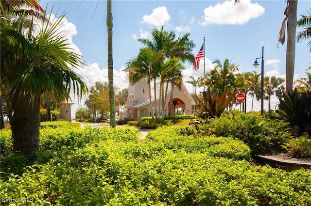 14302 Charthouse Cir, Naples, FL 34114 - view of yard