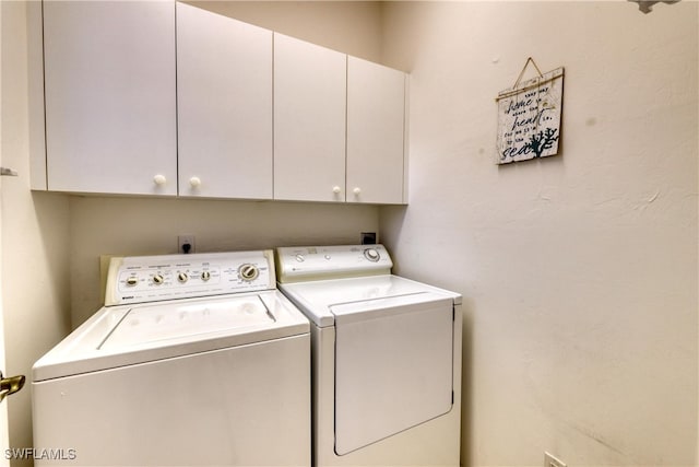 14561 Glen Cove Dr Unit 904, Fort Myers, FL 33919 - laundry area featuring cabinet space and independent washer and dryer