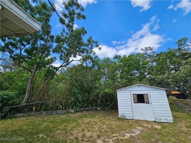 1112 Evanston St, Sebring, FL 33870 - view of green lawn
