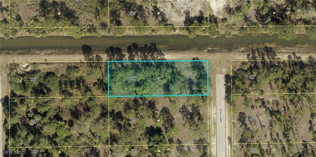 325 Abbott Ave, Lehigh Acres, FL 33936