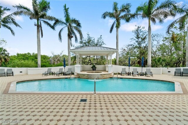 325 Dunes Blvd Unit T2, Naples, FL 34110 - photo 5