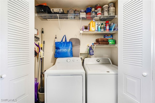6324 Sugar Bush Ln Unit F, Fort Myers, FL 33908 - washroom featuring washing machine and clothes dryer