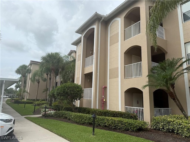 2710 Cypress Trace Cir Unit 3028, Naples, FL 34119 - photo 2