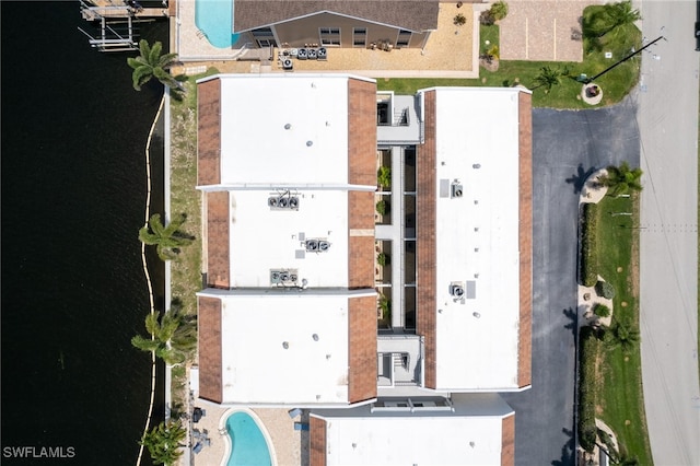 4210 SE 20th Pl Unit A8, Cape Coral, FL 33904 - drone / aerial view of a pool