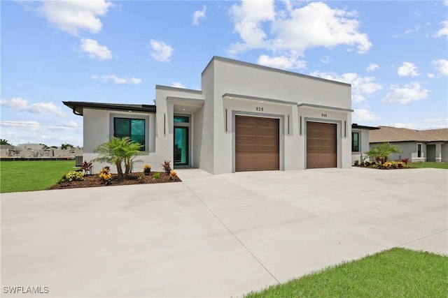 928 NE 8th Place, Cape Coral, FL 33909 - contemporary home featuring stucco siding, driveway, and an attached garage