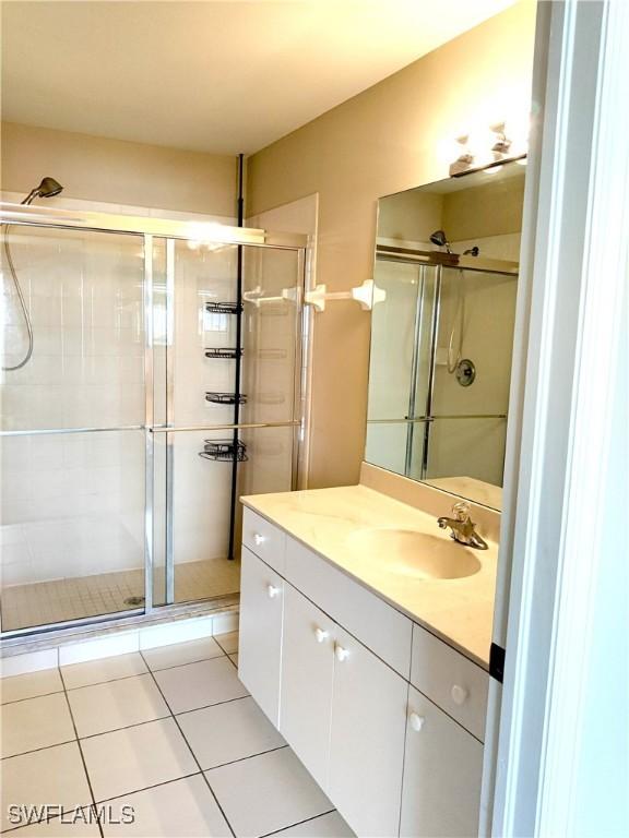 3646 Pine Oak Cir Unit 103, Fort Myers, FL 33916 - photo 7