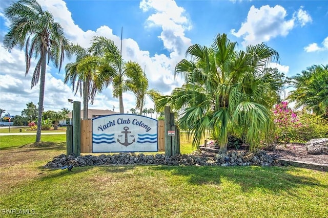 1704 Coral Way N, Fort Myers, FL 33917 - community / neighborhood sign featuring a lawn