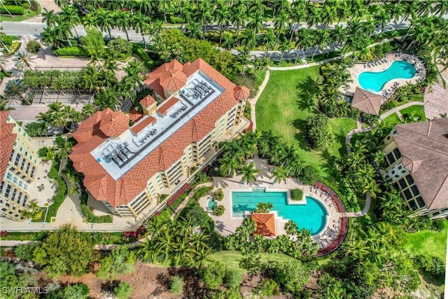 2738 Tiburon Blvd E Unit Ph-B502, Naples, FL 34109 - bird's eye view of a pool area