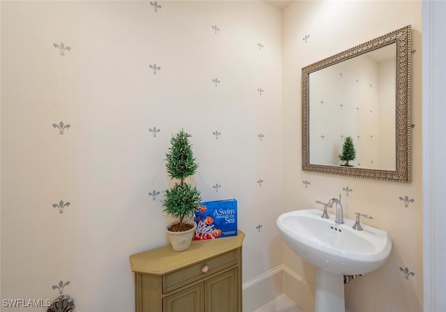 2738 Tiburon Blvd E Unit Ph-B502, Naples, FL 34109 - view of bathroom