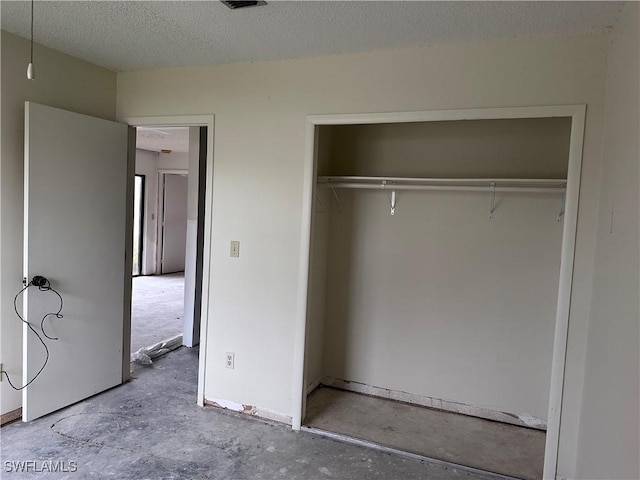 632 SE 12th Ct Unit 12, Cape Coral, FL 33990 - view of closet