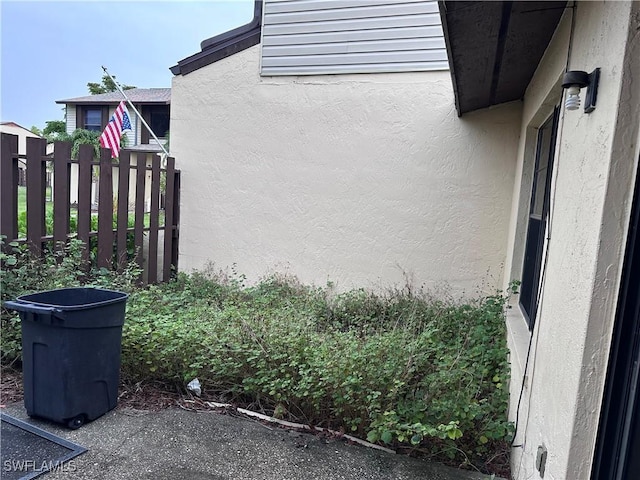 632 SE 12th Ct Unit 12, Cape Coral, FL 33990 - view of side of property with stucco siding