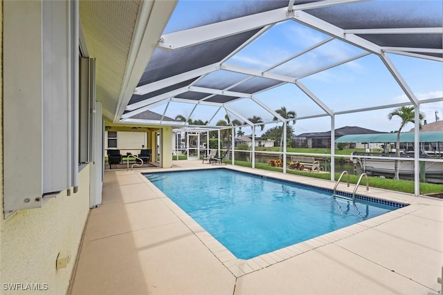 608 SW 43rd Ter, Cape Coral, FL 33914 - swimming pool with a patio and glass enclosure