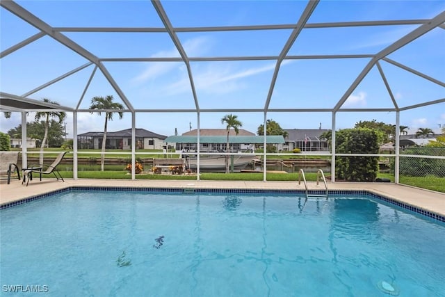 608 SW 43rd Ter, Cape Coral, FL 33914 - swimming pool with a lanai and a patio area