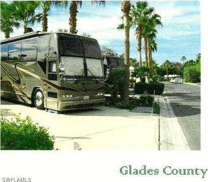 1210 N US Highway 27, Moore Haven, FL 33471
