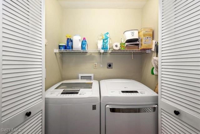 12581 Kelly Sands Way Unit 525, Fort Myers, FL 33908 - washroom with separate washer and dryer