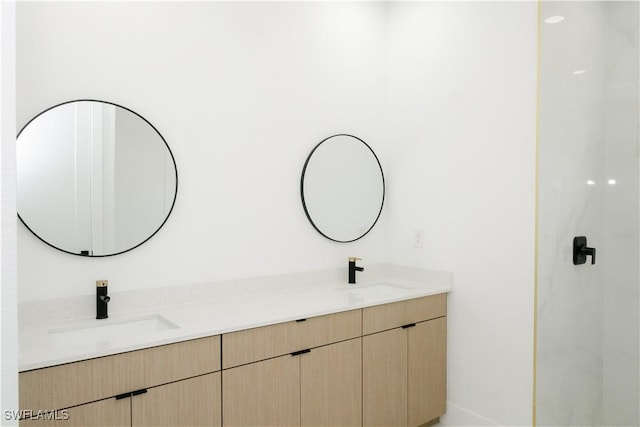 718 Calvin Ave, Lehigh Acres, FL 33972 - full bath with double vanity