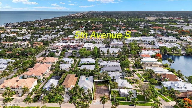 395 7th Ave S, Naples, FL 34102