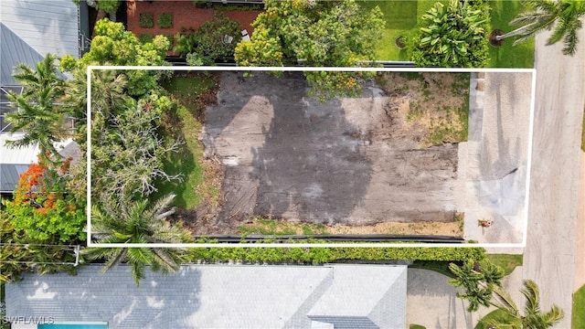 395 7th Ave S, Naples, FL 34102