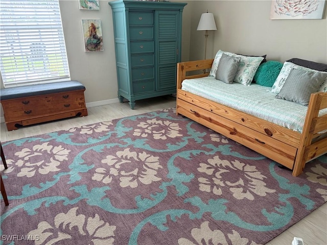 1118 Grove Dr, Naples, FL 34120 - sitting room featuring baseboards