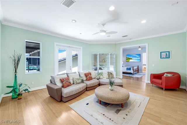 1658 Mcilvaine Ct, Marco Island, FL 34145 - living room with ceiling fan, crown molding, baseboards, light wood-type flooring, and recessed lighting