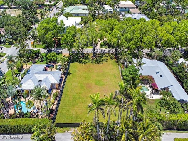 140 2nd Ave N, Naples, FL 34102