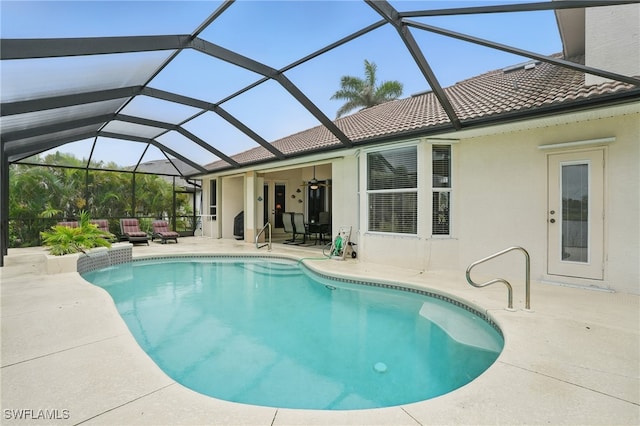 5408 SW 26th Ct, Cape Coral, FL 33914 - swimming pool with a patio and a lanai