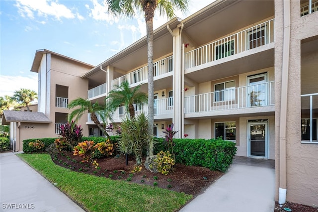 7300 Glenmoor Ln Unit 1206, Naples, FL 34104 - photo 1