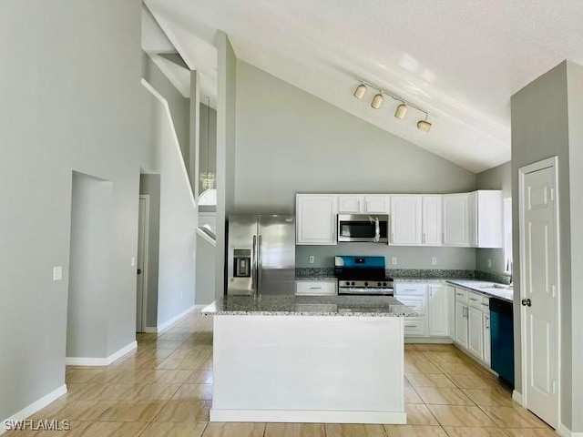 17040 Woodcrest Way, Clermont, FL 34714 - photo 2