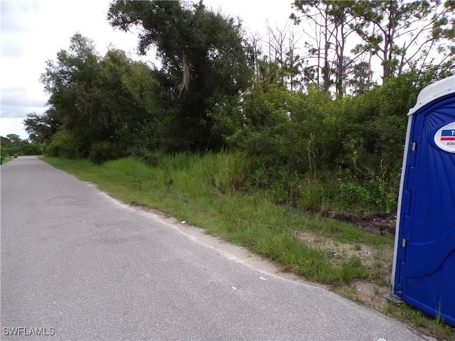 12103 Leroy Ave, Port Charlotte, FL 33953 - photo 5