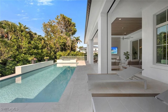 635 Parkview Ln, Naples, FL 34103 - photo 22