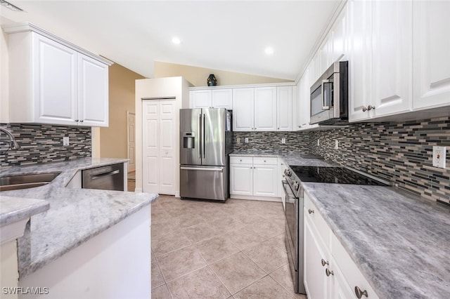 2430 Butterfly Palm Dr, Naples, FL 34119 - photo 8